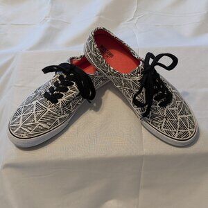 Mossimo Supply Co. Shoe